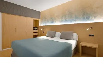 Fontanellas Playa Aparthotel