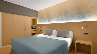 Fontanellas Playa Aparthotel