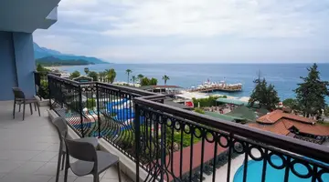 Fore Resort & Spa