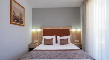 Fore Resort & Spa