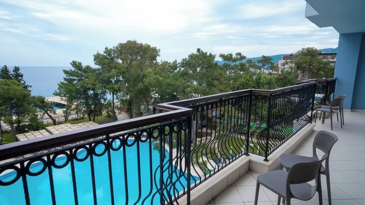 Fore Resort & Spa