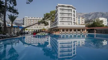 Fore Resort & Spa