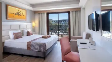 Fore Resort & Spa