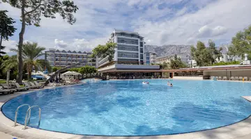 FORE RESORT & SPA
