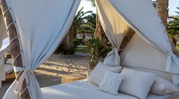 Fort Arabesque Resort, Spa and Villas