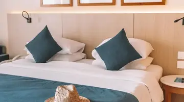 Fort Arabesque - The West Bay