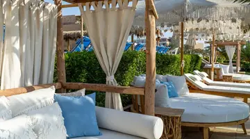 Fort Arabesque - The West Bay