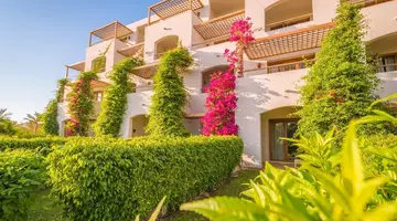 Fort Arabesque - The West Bay