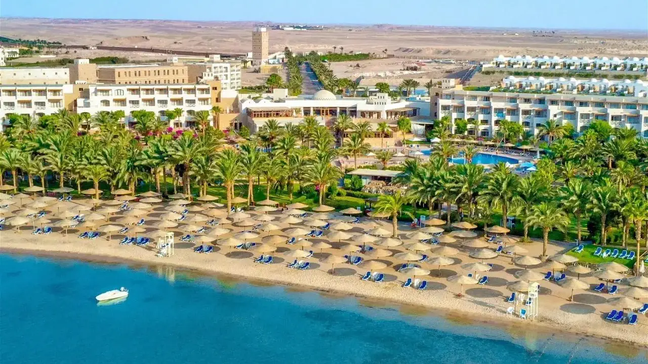 FORT ARABESQUE WEST BAY