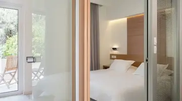 Forum Suites