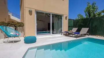 Forum Suites