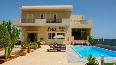 Fotis Studios And Apartments