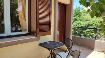 Fotoula Studios