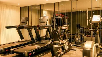 FOUR HILLS HOTEL