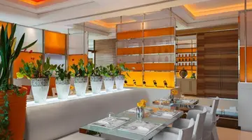 FOUR POINTS BY SHERATON BUR DUBAI