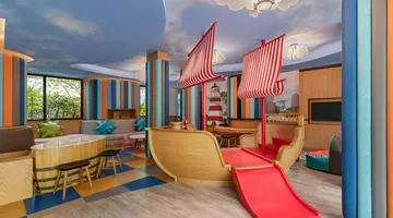 Four Points by Sheraton Phuket Patong Beach Resort