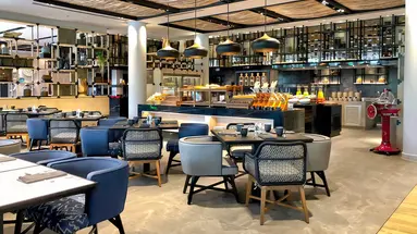 Four Points by Sheraton Phuket Patong Beach Resort