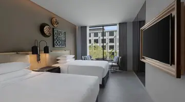 Four Points by Sheraton Phuket Patong Beach Resort