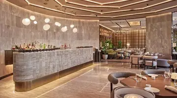 Four Seasons Hotel