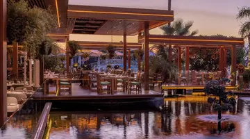 Four Seasons Hotel
