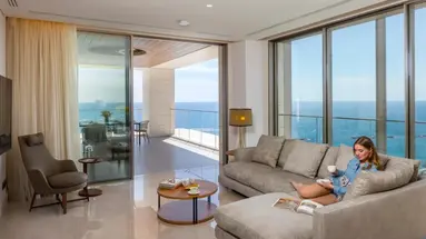 Four Seasons Hotel
