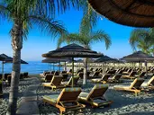 Four Seasons Hotel