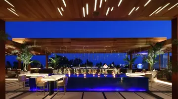 Four Seasons Hotel
