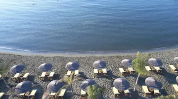 Four Seasons Hotel