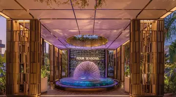Four Seasons Hotel
