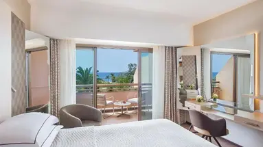 Four Seasons Hotel