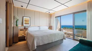 Four Seasons Hotel