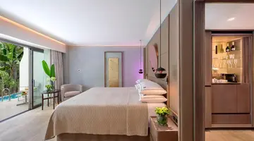Four Seasons Hotel