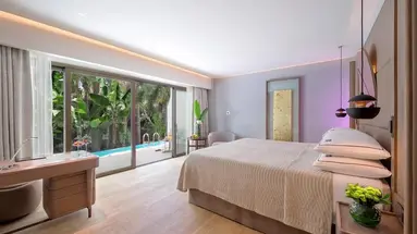 Four Seasons Hotel
