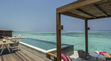 Four Seasons Resort At Kuda Huraa 5