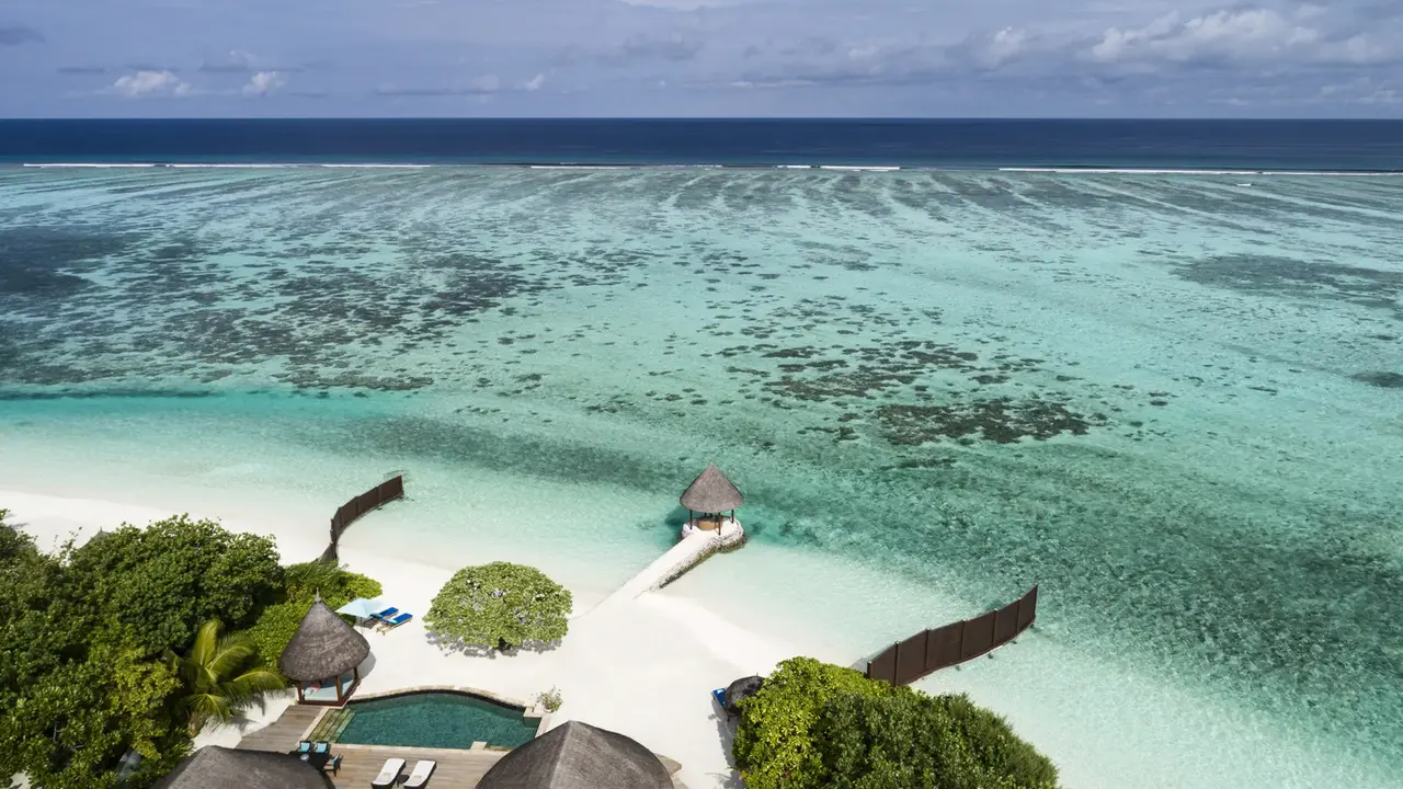 FOUR SEASONS RESORT MALDIVES AT KUDA HURAA