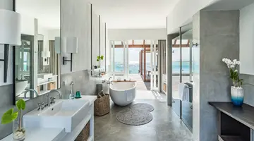 FOUR SEASONS RESORT MALDIVES AT LANDAA GIRAAVARU