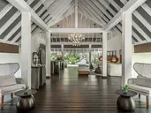 FOUR SEASONS RESORT MALDIVES AT LANDAA GIRAAVARU