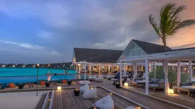 FOUR SEASONS RESORT MALDIVES AT LANDAA GIRAAVARU