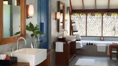 FOUR SEASONS RESORT MALDIVES AT LANDAA GIRAAVARU