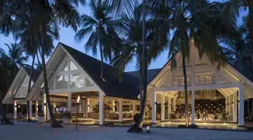FOUR SEASONS RESORT MALDIVES AT LANDAA GIRAAVARU