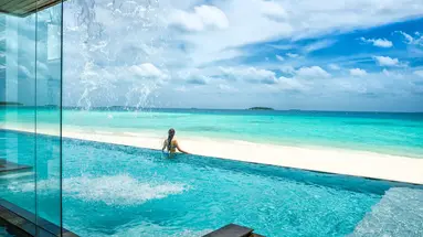 FOUR SEASONS RESORT MALDIVES AT LANDAA GIRAAVARU