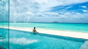 FOUR SEASONS RESORT MALDIVES AT LANDAA GIRAAVARU