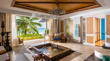 FOUR SEASONS RESORT MALDIVES AT LANDAA GIRAAVARU