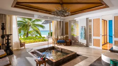 FOUR SEASONS RESORT MALDIVES AT LANDAA GIRAAVARU