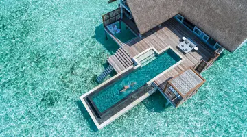 FOUR SEASONS RESORT MALDIVES AT LANDAA GIRAAVARU