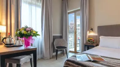 Fragrance St Peter Hotel
