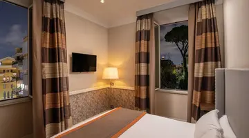 Fragrance St Peter Hotel