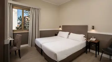 Fragrance St Peter Hotel