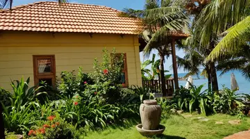 FREE BEACH RESORT