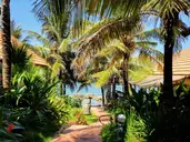 FREE BEACH RESORT